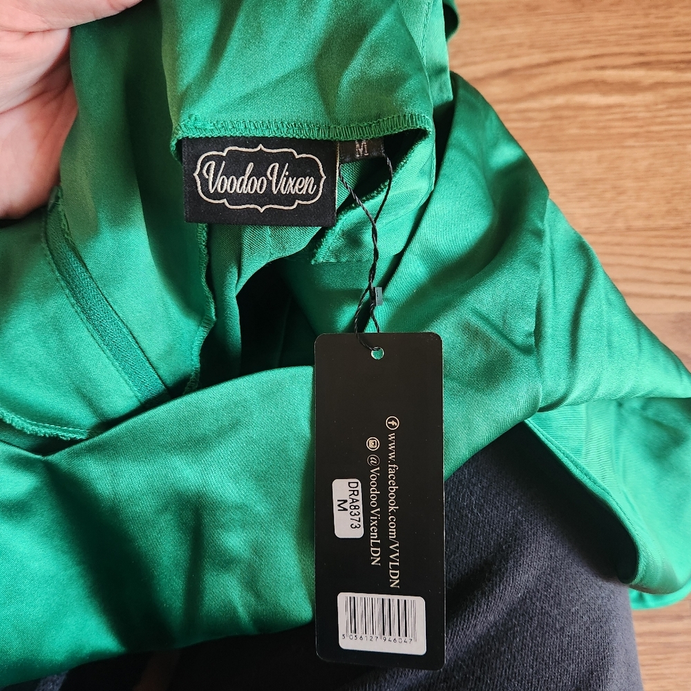 NWT Voodoo Vixen Elegant Green Dress, Size M - Picture 9 of 10